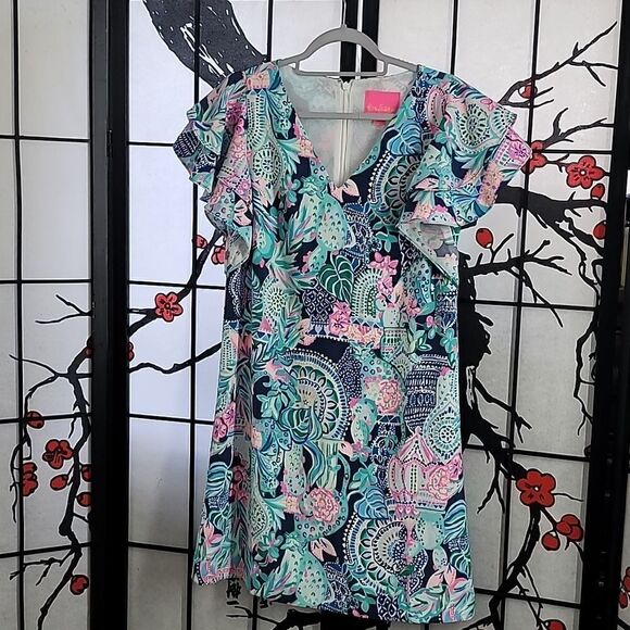 Lilly Pulitzer Kathie Floral Dress. - Picture 2 of 11